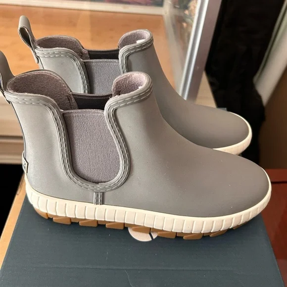Sperry Torrent Chelsea Rain Boot in Grey - Picture 3 of 10